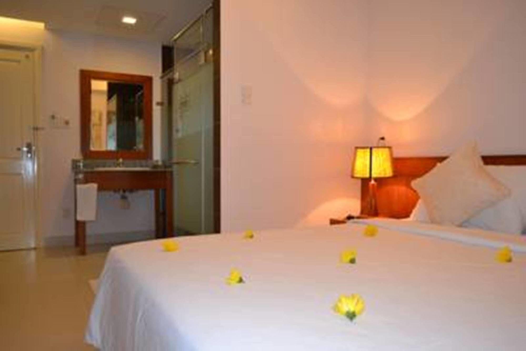 Da Nang Nemo Hotel Exterior foto